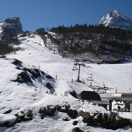 Confortable 4 Pers Avec Balcon Et Casier A Skis A Gourette * Eaux-Bonnes